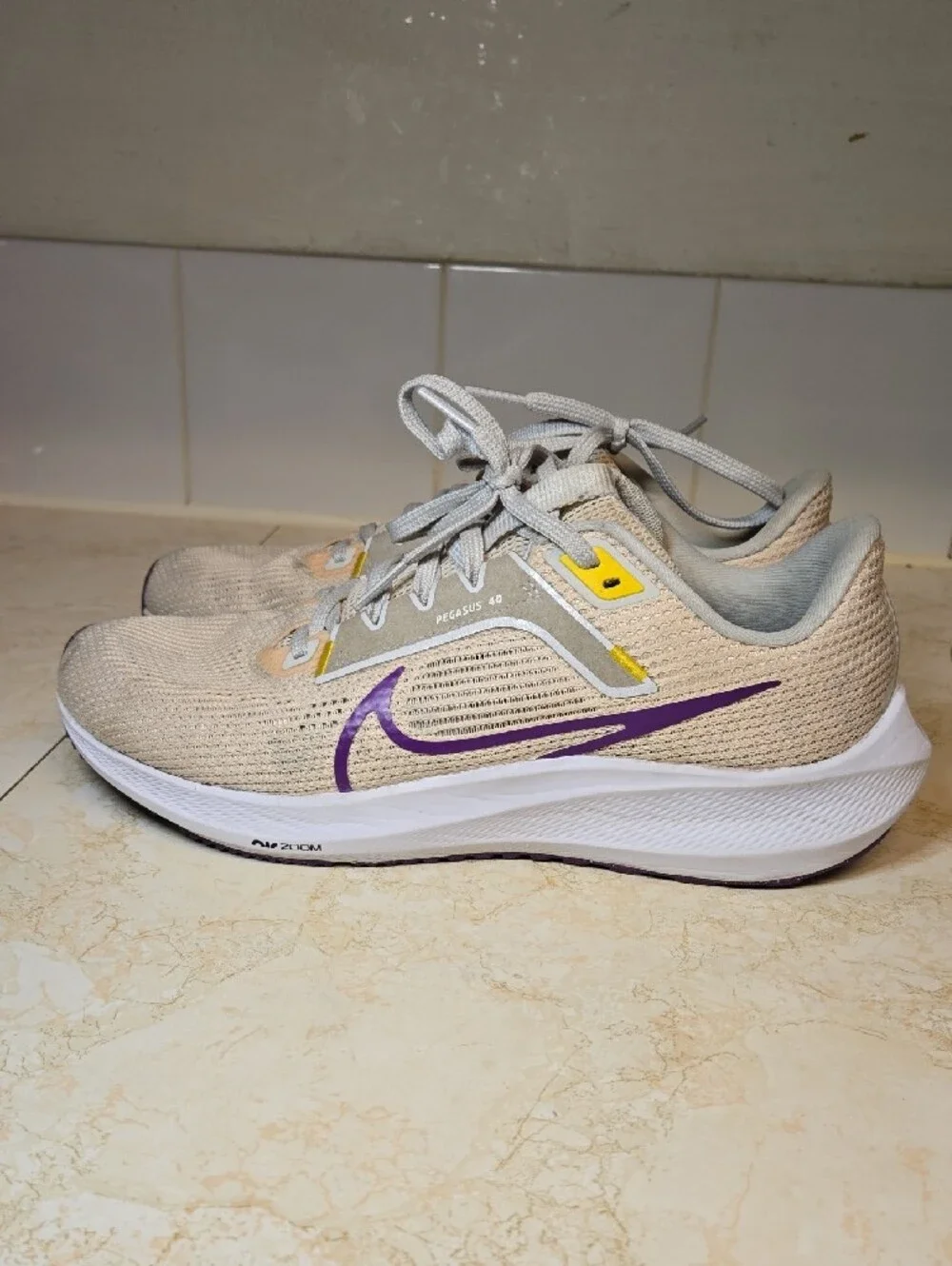 Nike Air Zoom Pegasus 40 Guava Ice/Vivid Purple Running Shoes - Picture 5 of 9